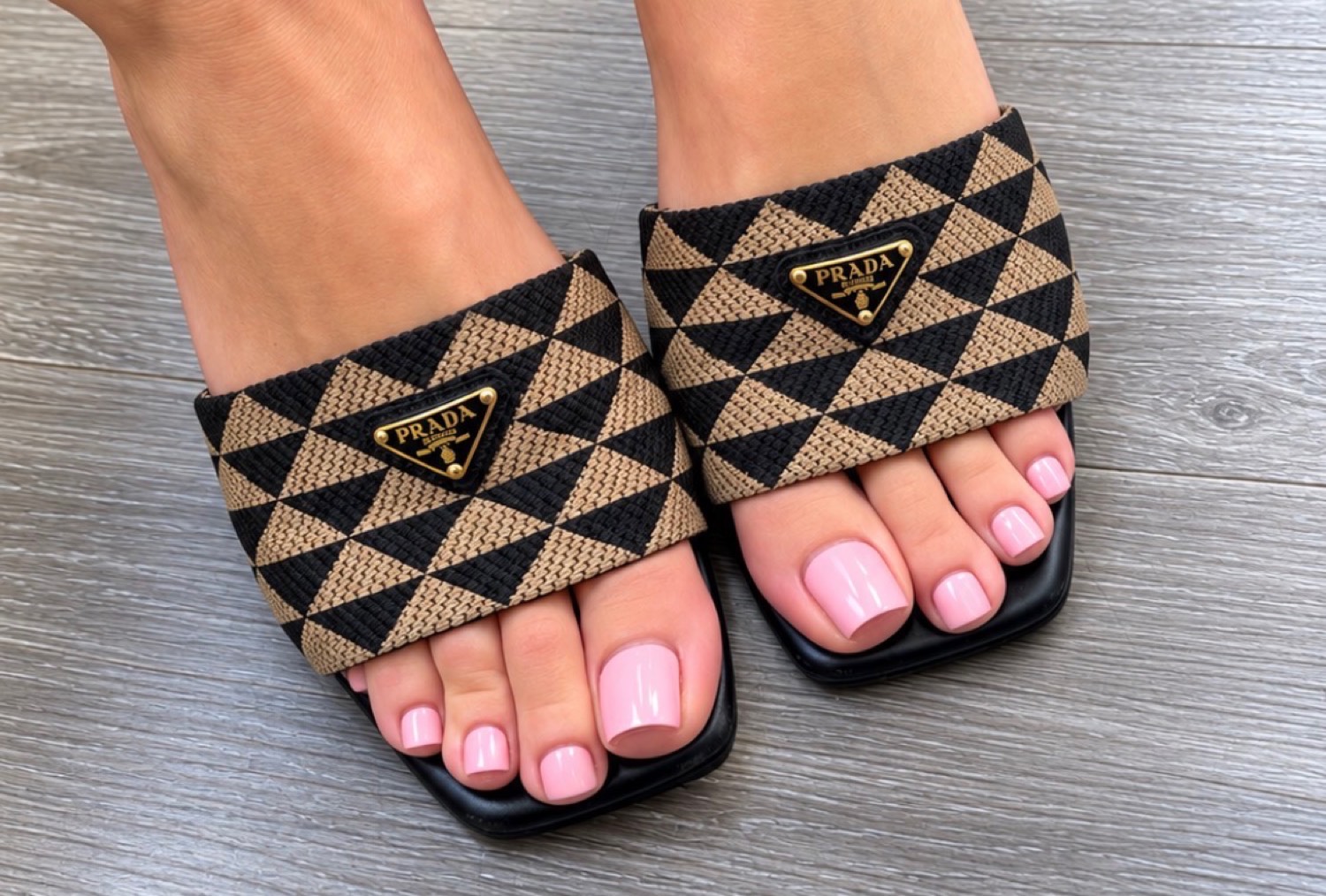 Pink pedicure pedicure nails by Nelly Nails NY in East Williamsburg, Brooklyn